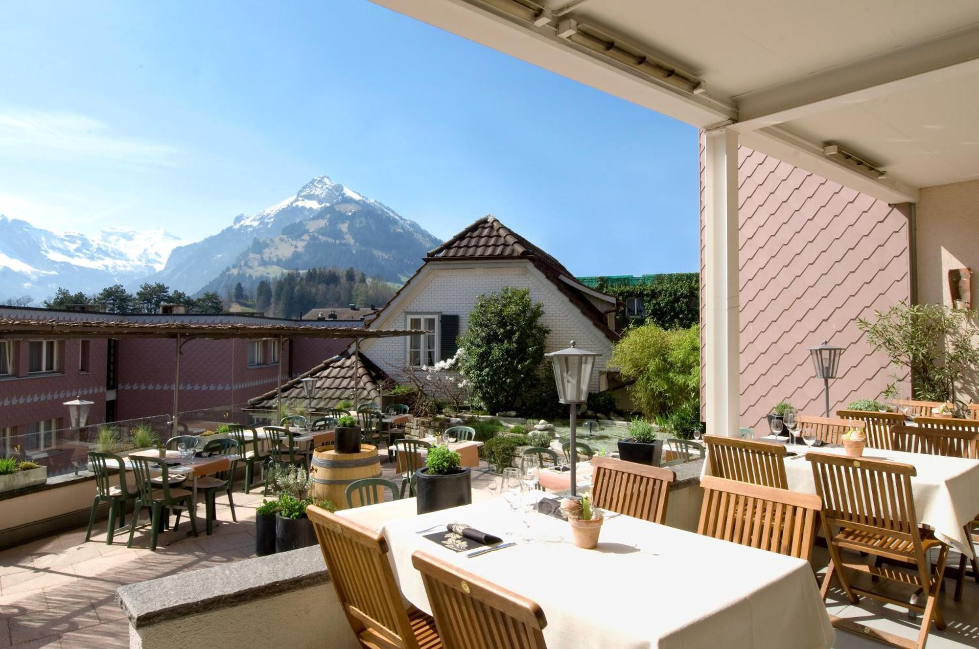 Hotel National Frutigen Ngoại thất bức ảnh