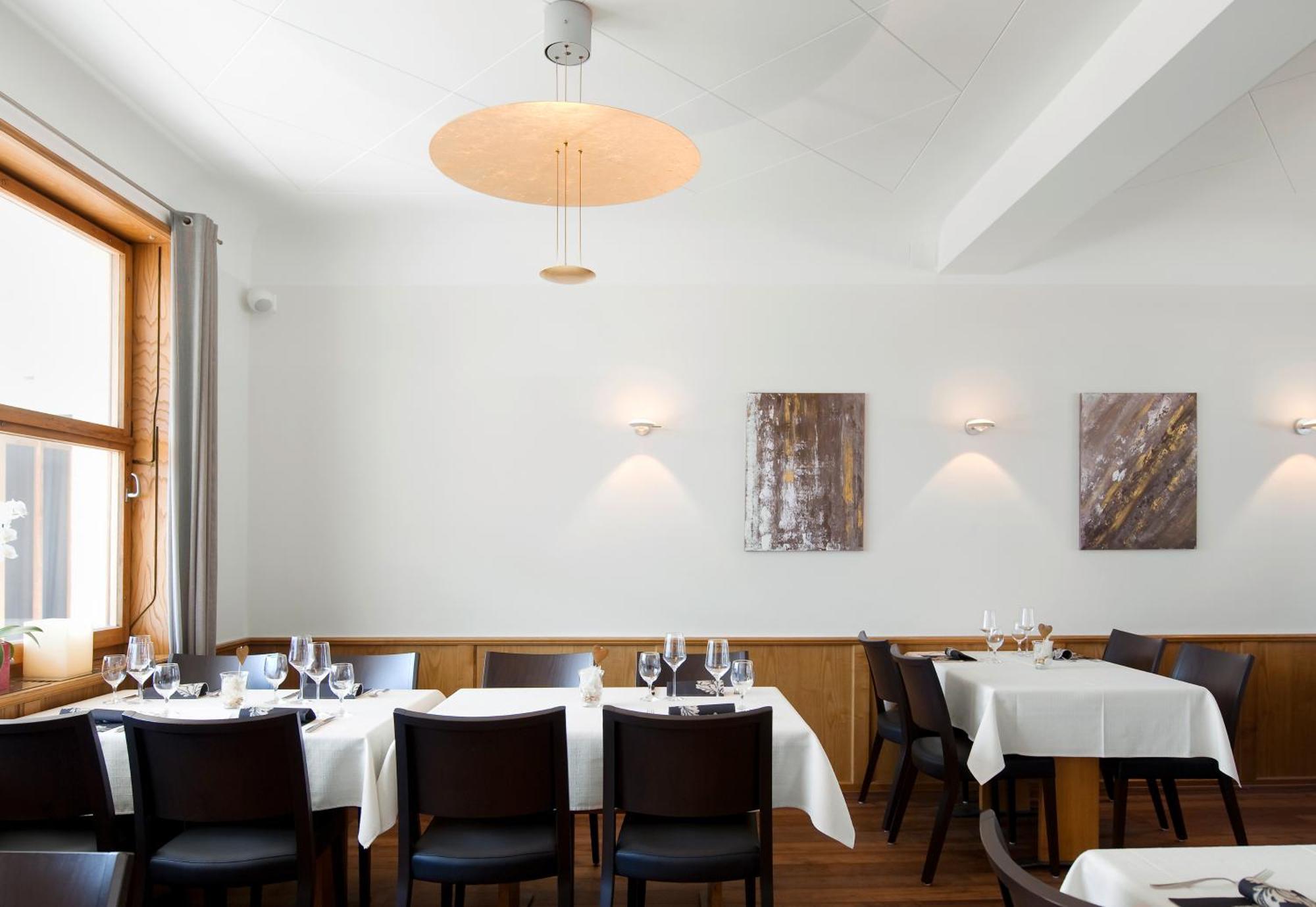 Hotel National Frutigen Ngoại thất bức ảnh